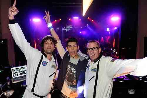 Tryst - Manufactured Superstars Nick Hissom 5.27
